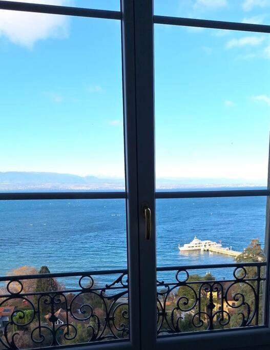 Appartement Avec Vue 180 Sur Le Lac Leman Thonon-les-Bains Exterior foto